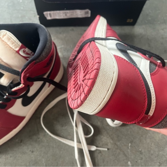 Air Jordan 1 Lost n Found Women’s 7.6 men’s 6 Blk Red Bred AJ1 Hi High Retro OG - Picture 8 of 11